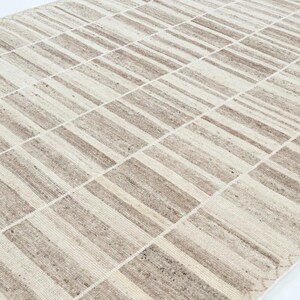 Deep Pile Copse Cream Wool Rug, Hand-Knotted Plush High-Low Pile, Cream Area Rug 8x10 image 7