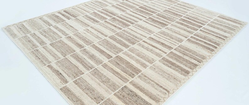 Deep Pile Copse Cream Wool Rug, Hand-Knotted Plush High-Low Pile, Cream Area Rug 8x10 image 7