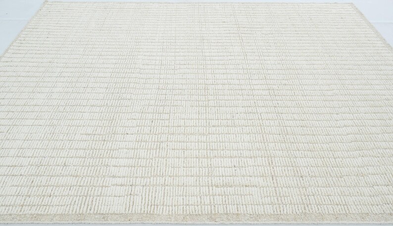 Hoogpolig wollen vloerkleed in de kleur Briar Ivory, handgeknoopt, pluche, hoog-laagpolig, ivoorkleurig crèmekleurig vloerkleed 8x10 afbeelding 8