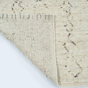 Tapis Warm Grain Candle en laine ivoire, tissage tribal texturé noué à la main, tapis crème ivoire 8x10 image 2