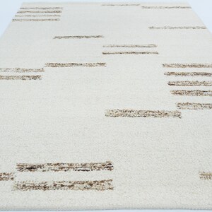 Alfombra de lana color marfil Warm Grain Beam, tejida a mano con textura tribal, alfombra color crema marfil de 8x10 imagen 3