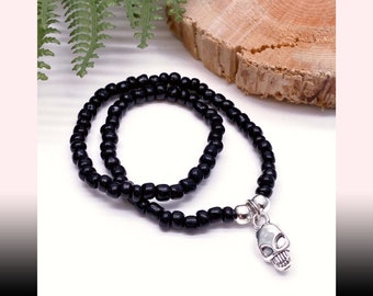 Skull Charm Anklet Black Glass Seed Beads in Stylish Design Plus Sizes Available 8 to 15 inches Spooky Creepy Halloween Skeleton Anklet