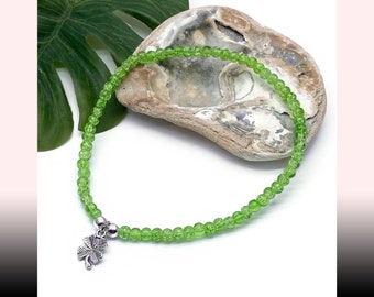 Clover Charm Anklet, Bright Green Crackle Glass Bead Anklet Silver Tone Lucky Clover Charm Anklet, Spiritual Jewellery, Wrist Wear