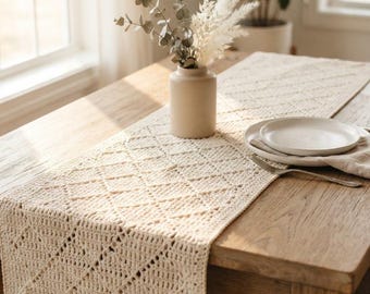 Modern Crochet Table Runner Pattern – Textured Farmhouse Dining Decor (PDF Download)