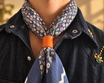 Small – Plain – Hand-Stitched Leather Bandana Ring