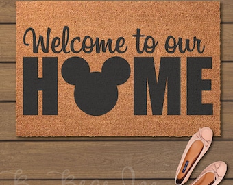 Willkommen in unserem Zuhause mit Mickey Head Fußmatte - Welcome Mats - Fun Fußmatten
