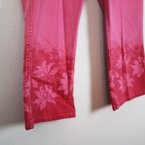 Vintage 2000s Pink Tropical Capri Pants, Size Large image 6