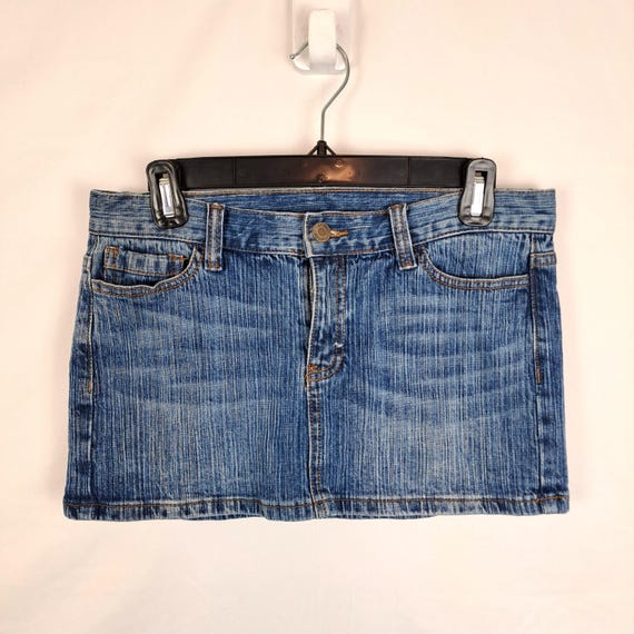 Vintage early 2000s colourful island mini skirt