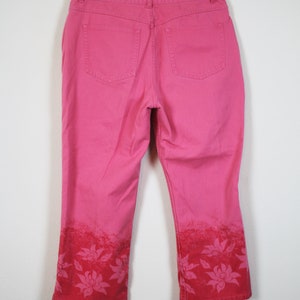 Vintage 2000s Pink Tropical Capri Pants, Size Large image 4