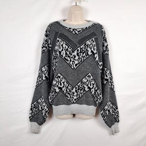 Vintage 80s / 90s Grey Monochrome Sweater