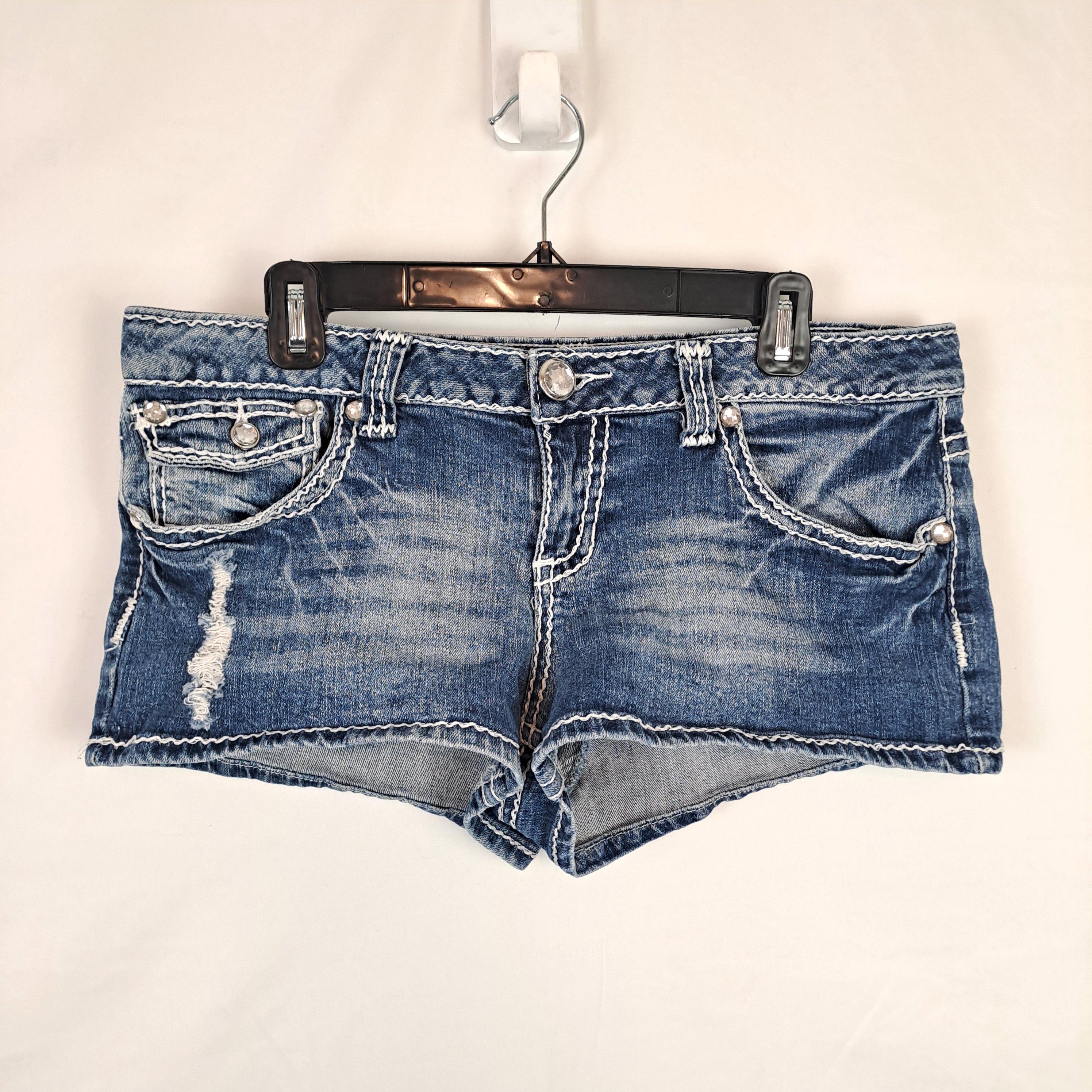 vintage 2000s 平成 mcbling ショートパンツ Vintage 2000s Ultra Low Rise Mcbling Denim Shorts - Etsy