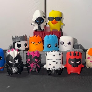3D Printed Sprite Figures | Gaming-Inspired Collectibles, Desk Buddy (Keychain Option)