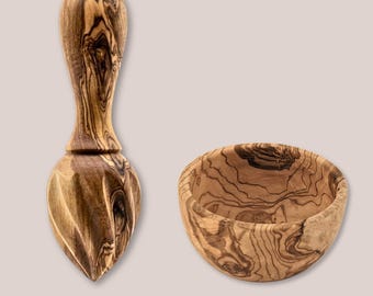 Olive wood Citrus squeezer