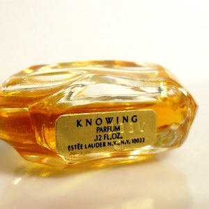 Vintage 1990s Knowing by Estee Lauder 0.12 oz Parfum Splash Miniature Mini Perfume Bottle image 3