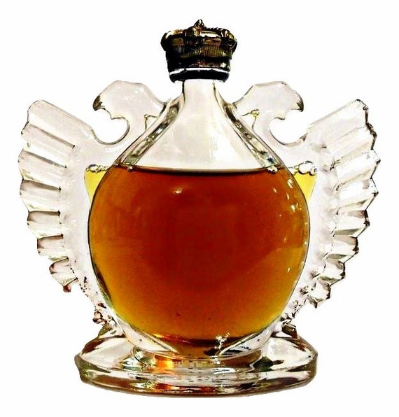 nikki perfume
