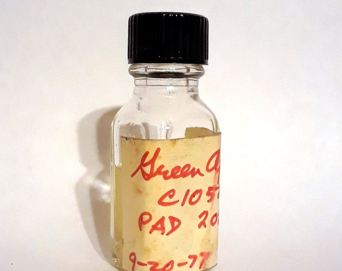 Vintage 1970s 12ml Green Apple PERFUME BASE Accord Creation Essential Oil Perfumery Making Use for Candles Bath Salts Fragrance Diffusers