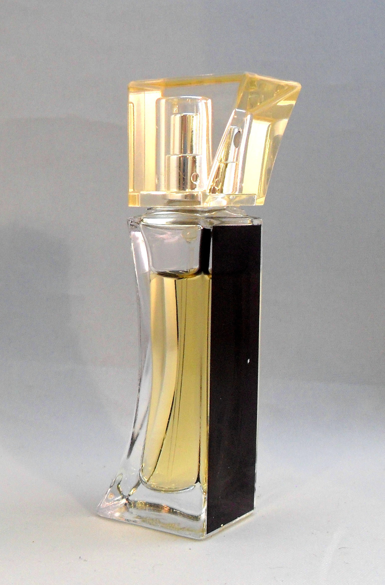 elizabeth arden provocative woman perfume