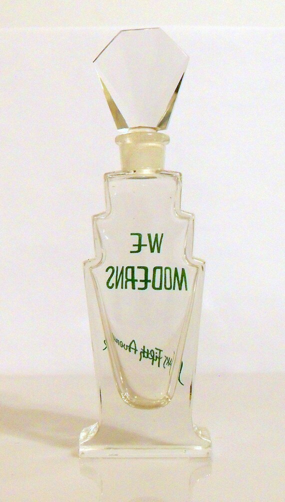 Saks fifth online avenue perfume