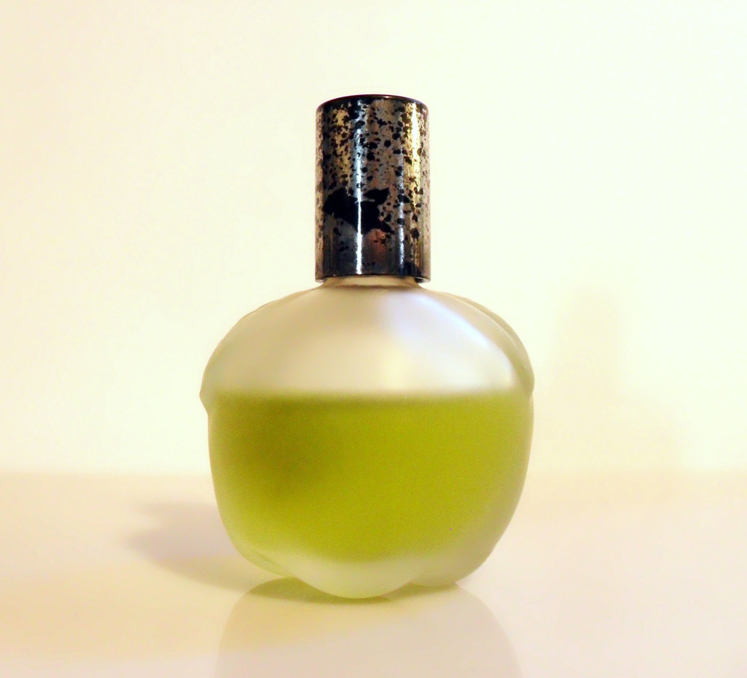 apple 1970s max factor perfume discontinued oz parfum pure splash