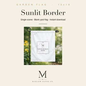 Gartenflaggen-Mockup, leeres 12x18-Yard-Flaggen-Mockup, sonnenbeschienene Gartenszene, Einzel-Mockup, Print-on-Demand, Sofort-Download