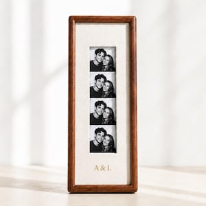 Cornice personalizzata per foto a strisce, regalo di anniversario per coppie, ricordo di nozze personalizzato, regalo romantico per lei, regalo di San Valentino e Natale