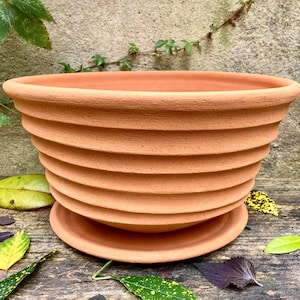 LARGE TERRACOTTA PLANTER #94. Porous red clay flowerpot. Unique studio pottery.