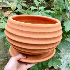 ROUND TERRACOTTA PLANTER #06. Rustic handmade clay flowerpot with drainage. One of a kind.
