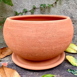 MACETA GRANDE DE TERRACOTA N.° 100. Maceta rústica de arcilla. Hecha a mano. Para el hogar o el jardín.