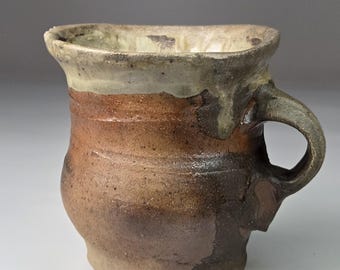 Taza de café con esmalte de ceniza