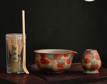 Hittebestendige Japanse theeset met keramische matcha-kom en garde. Stevige, elegante en gemakkelijk te reinigen matcha-mengkomset.