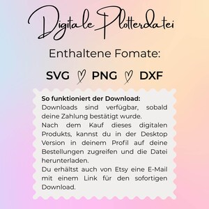 Puede incluir: Un archivo digital con el texto Digitale Plotterdatei, Enthaltene Fomate, SVG, PNG, DXF, e instrucciones sobre c&oacute;mo descargar los archivos despu&eacute;s de la compra. El fondo presenta un suave degradado de colores pastel.