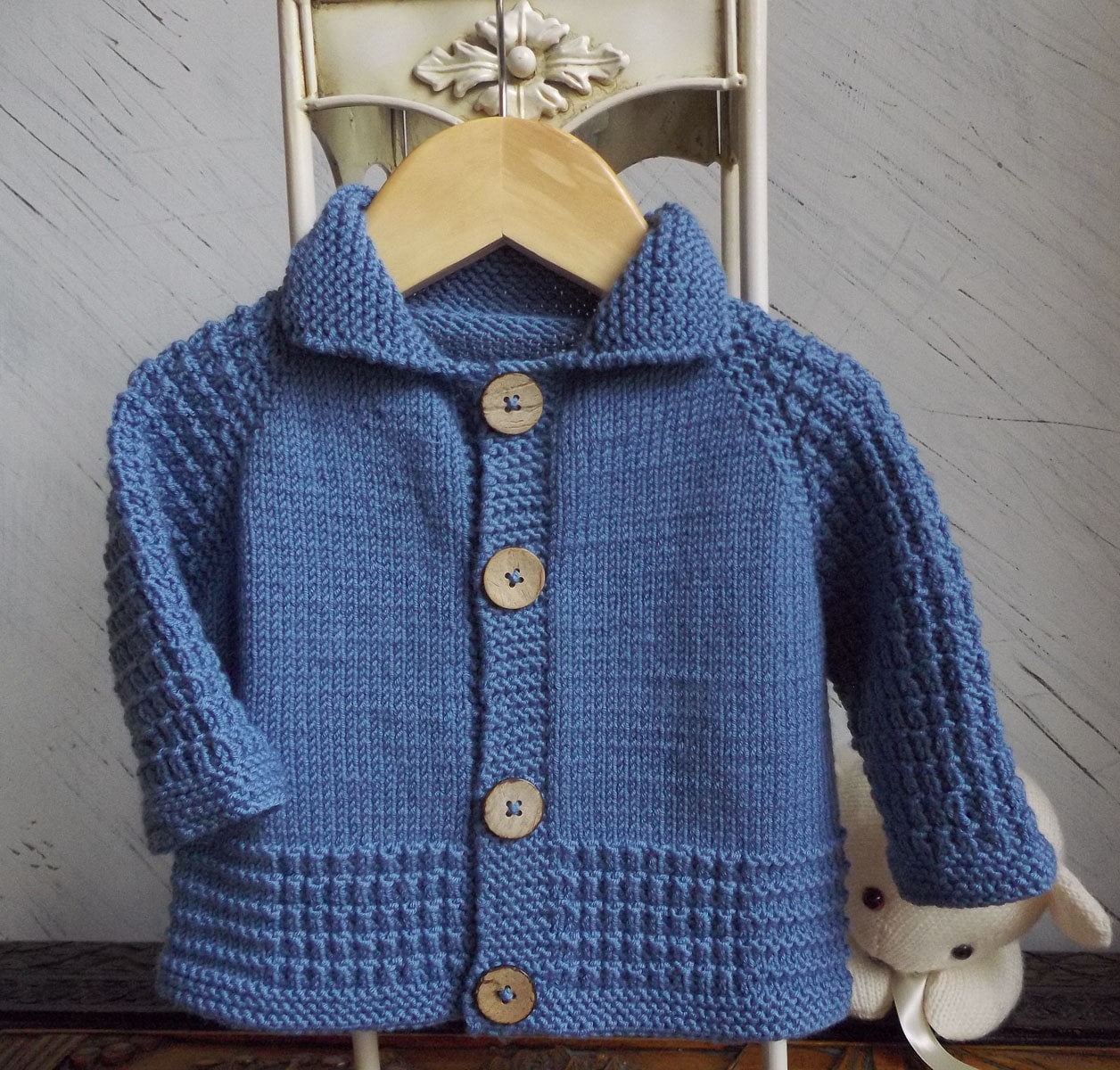 KNITTING Pattern-seamless Top Down 