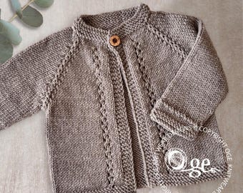 KNITTING PATTERN-Triveres Cardigan - P303