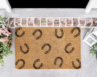 Lucky Horseshoe Coir Doormat, Natural Coconut Fiber Front Door Mat, Western Farmhouse Entryway Rug, Housewarming Gift