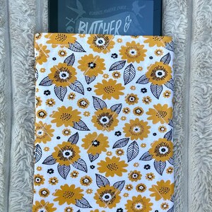 Kindle Paperwhite-fodral | Vit solrosdesign | E-läsarskydd | Boktillbehör