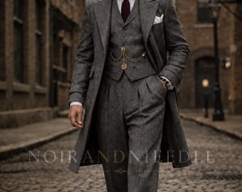 Grauer Herrenanzug, 3-teilig – Langer Mantel | Vintage-Stil der 1920er Jahre, inspiriert von Gatsby | Tweedanzug im Stil von Peaky Blinders | Weste und weite Hose