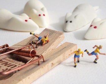 Mäusespeck – Foto auf Holz