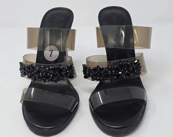 Sandalias de tacón de bloque de PVC negro adornadas con cristales Karl Lagerfeld Paris Brently 7