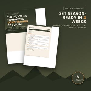 Puede incluir: Un documento digital titulado The Hunter's Four-Week Conditioning Program de Arrow & Timber Co. El documento presenta un programa de ejercicios para el lunes, incluyendo ejercicios como sentadillas y dominadas, con texto promocional de cuatro semanas.