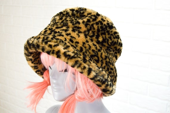 Deee Lite - leopard bucket hat - faux fur bucket h