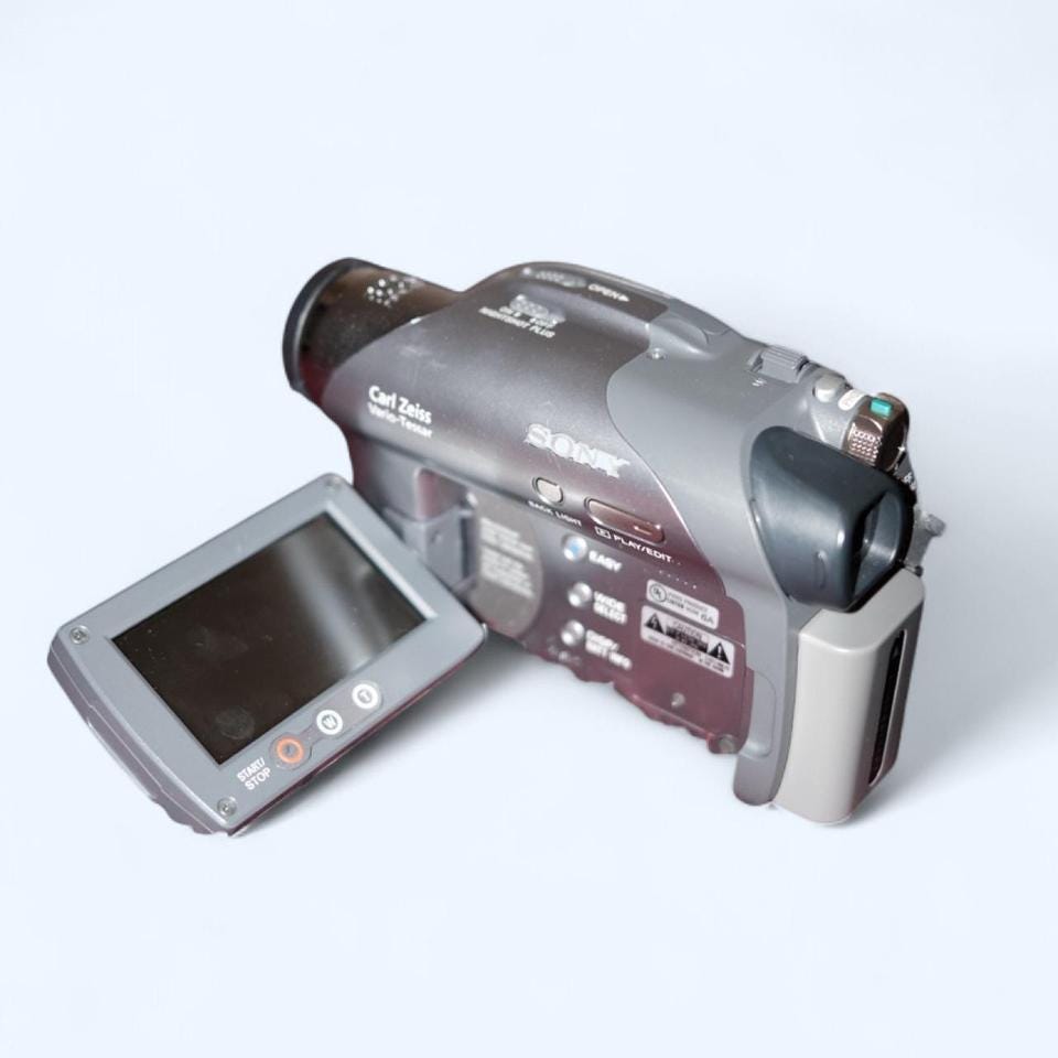 レトロなビデオカメラ Retro camcorder - Etsy 日本