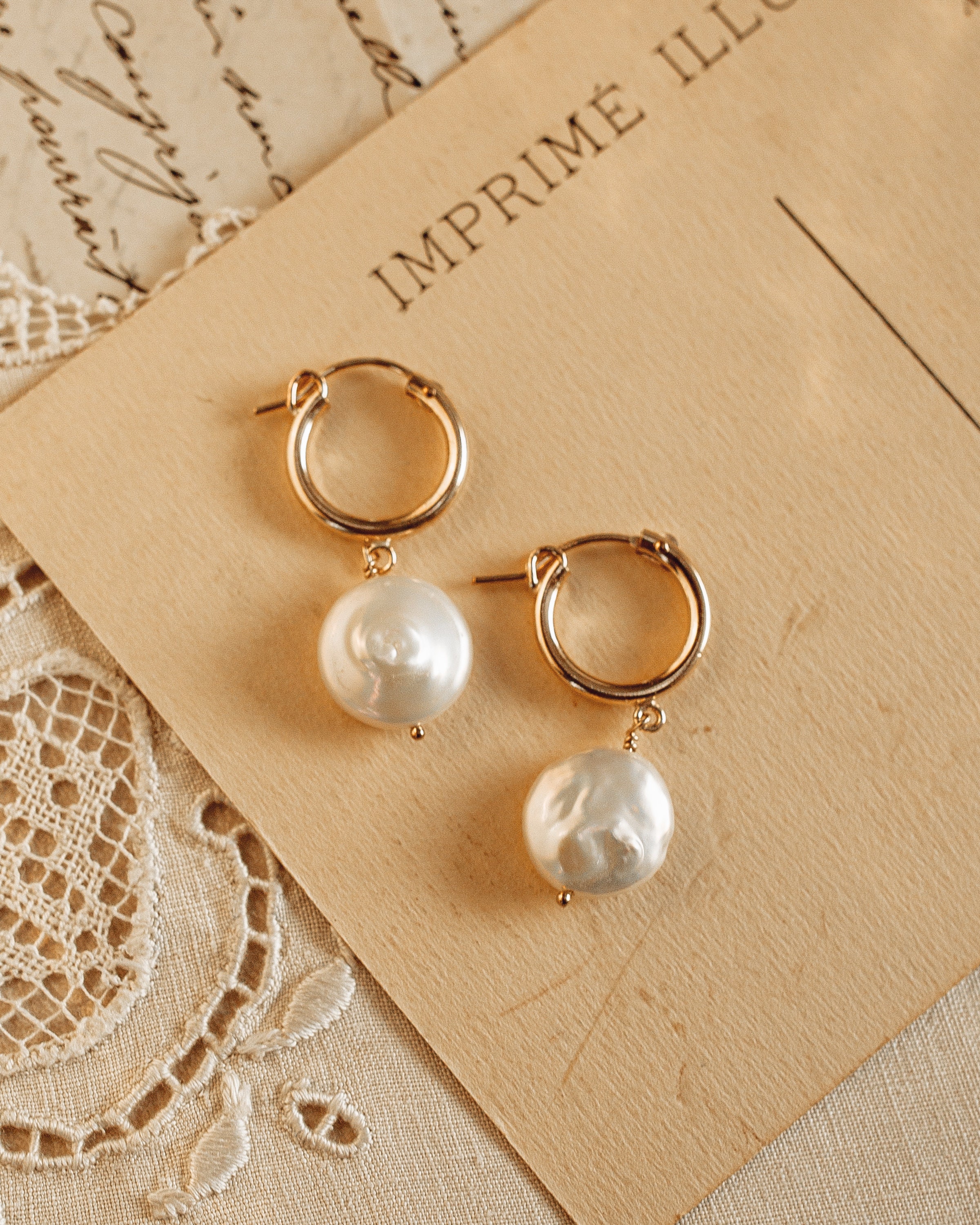 Pearlescent Stud Clear Hoop Earrings