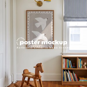 Barnrum ISO Vertikal | Ram Mockup Poster PSD, Väggkonst Barnrum, Smart Object