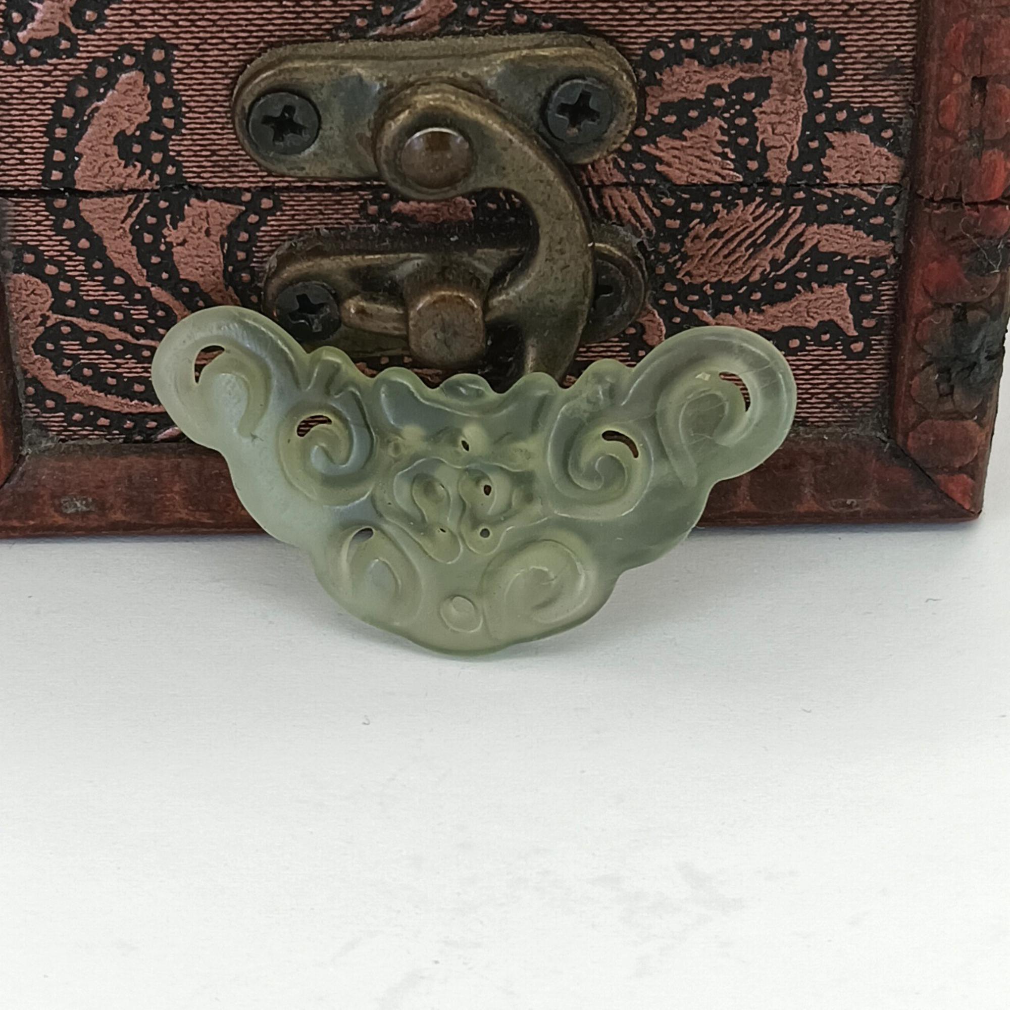 天然秀岩翡翠ペンダント古代中国文化彫刻翡翠蝶お守り DIY