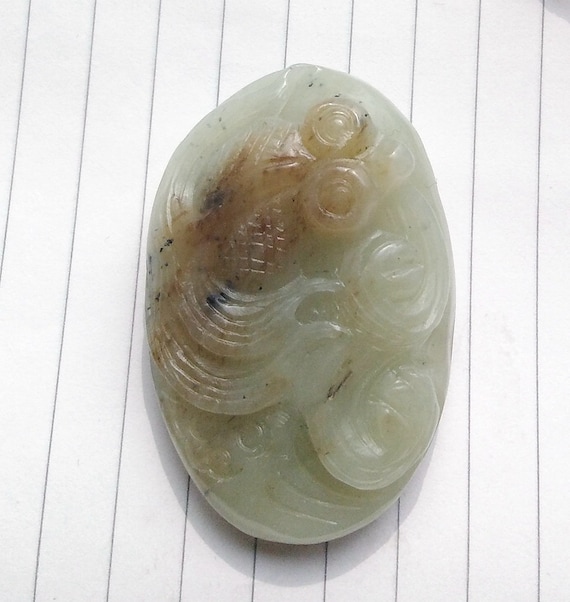 Chinese Hand Carved 100 Natural Nephrite yellow Jade Goldfish Pendant Necklace