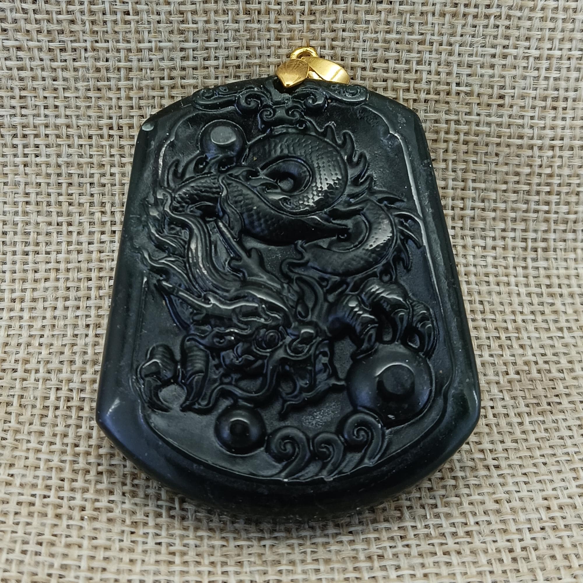 Natural Dark Green Jade Pendant Carved Chinese Zodiac Dragon 生肖