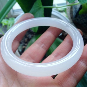 Authentic Natural Jade Bangle/ chunky smooth bangle/ Untreated Round white Jade Bracelet/ Circular bangle