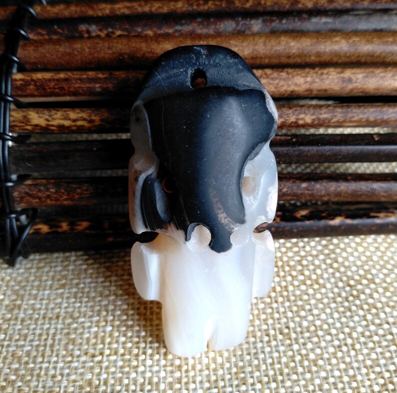 Unique Agate Beads Mask image Pendant Gray Black Agate Amulet Carved Agate Pendant AP