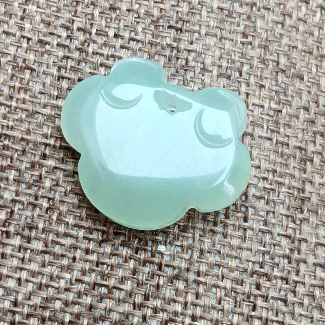 Natural Jade Light Green Jade Longevity Lock Symbolizes Blessing 如意长命锁 ...