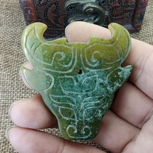 Antiqued Jade Pendant Ancient China Culture Carving Bull head Jade Pendant Diy Jewelry